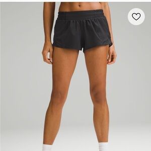Lululemon Hotty Hot Low-Rise Lined Short